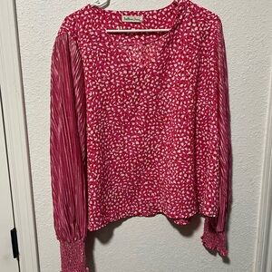 The brand is not anthropologie Idk why it says that.